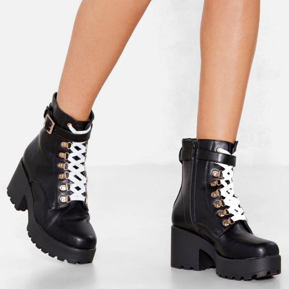 NIB Nasty Gal Fabulous Boots 😍